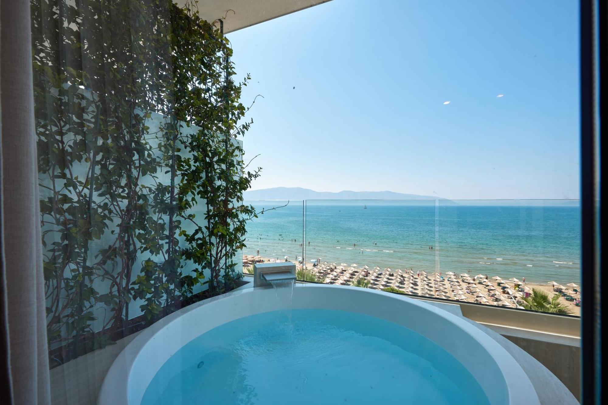 Valis Luxury Hotel Vlorë Extérieur photo