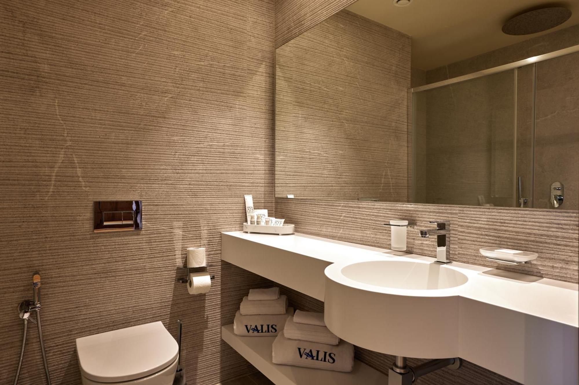 Valis Luxury Hotel Vlorë Extérieur photo