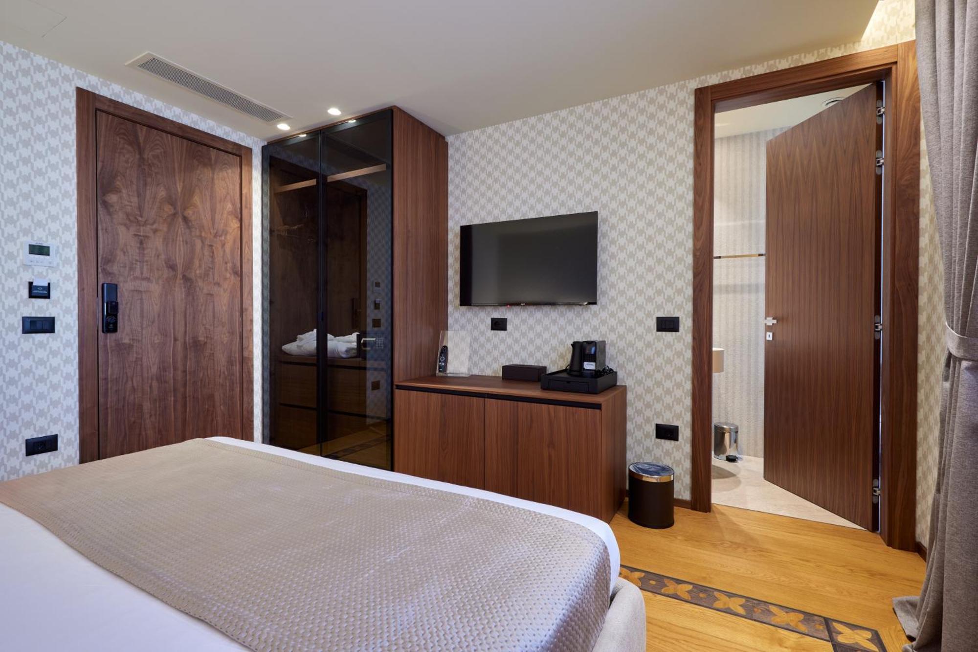 Valis Luxury Hotel Vlorë Chambre photo