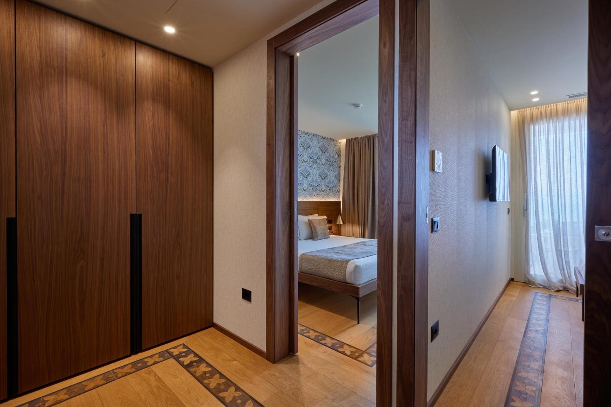 Valis Luxury Hotel Vlorë Extérieur photo