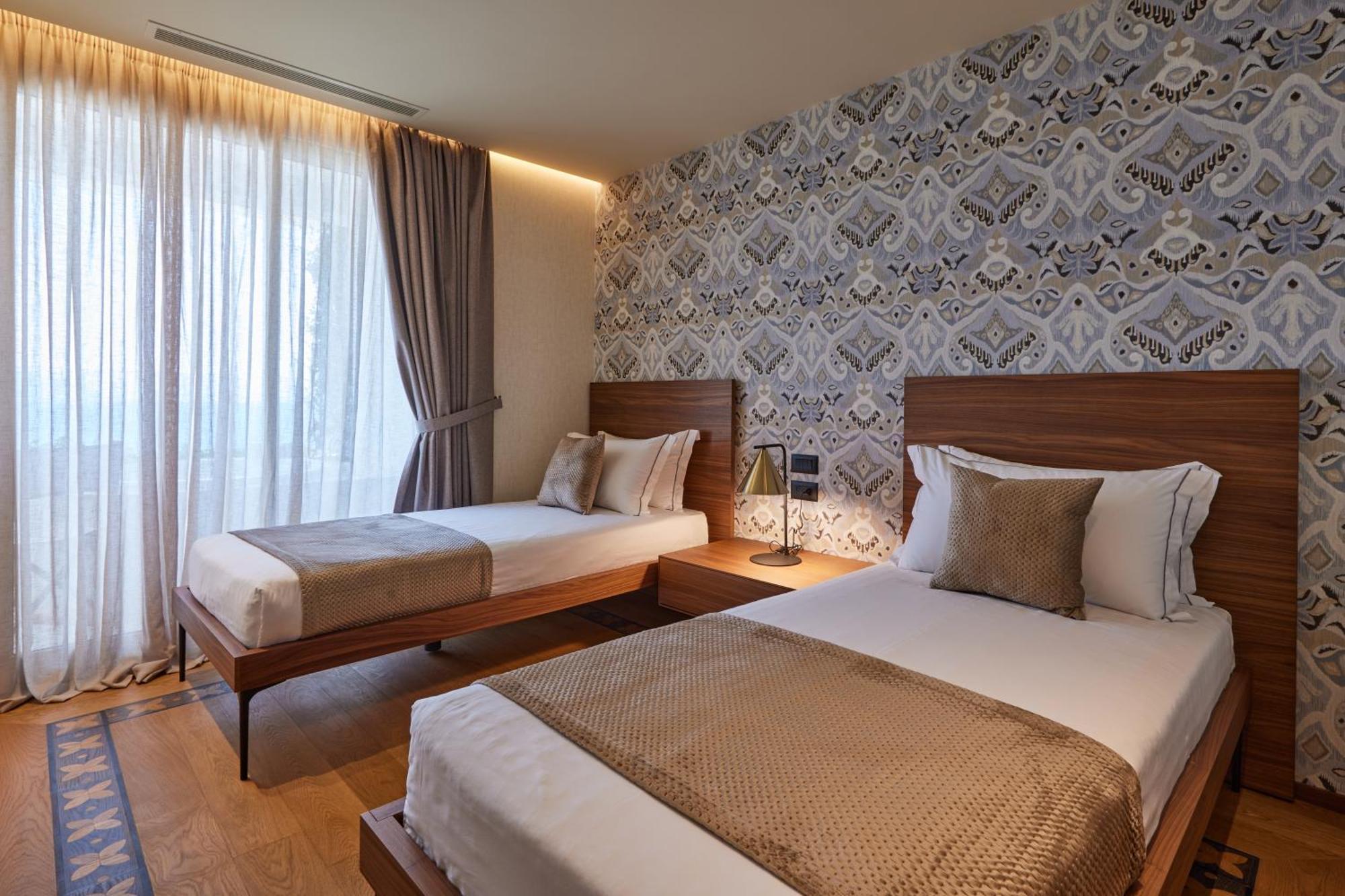Valis Luxury Hotel Vlorë Extérieur photo