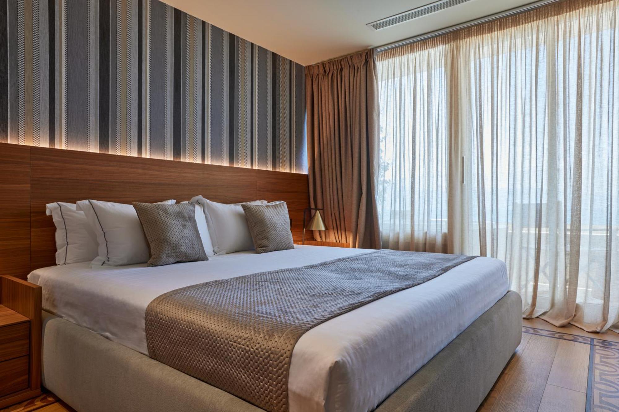 Valis Luxury Hotel Vlorë Extérieur photo